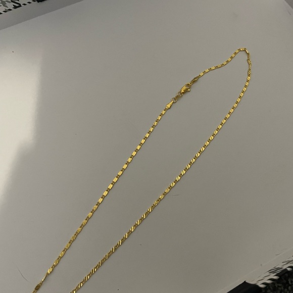 BRAND NEW 18K GOLD CHANEL LINK NECKLACE‼️ - Picture 8 of 17